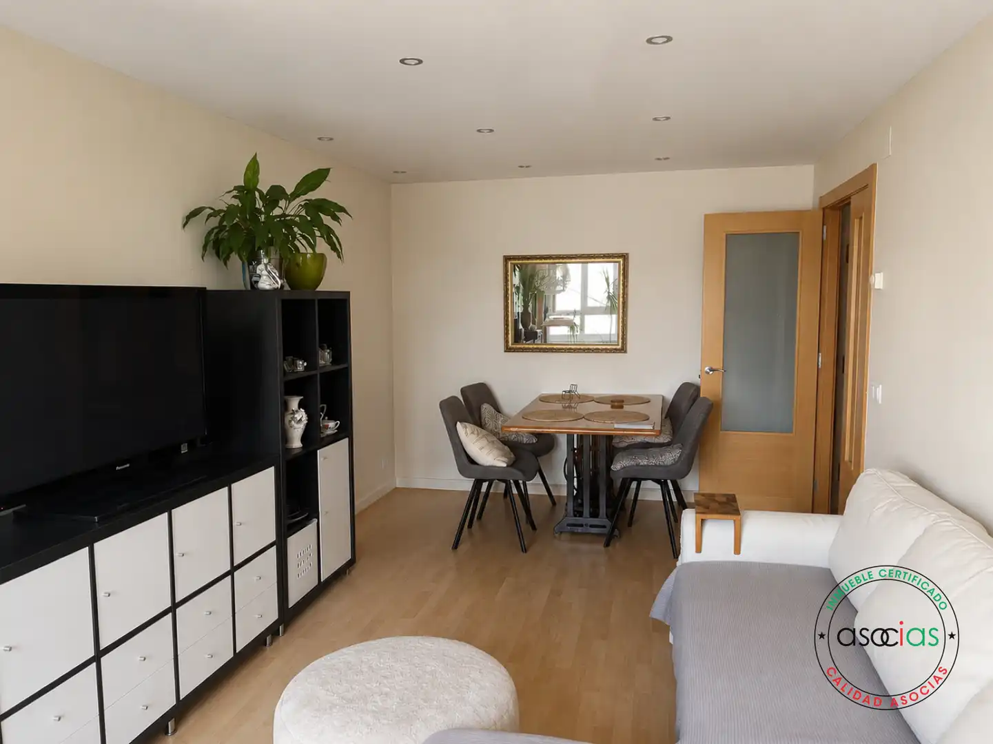 Comedor de Piso en venta en Carreño con Calefacción, Jardín privado y Trastero
