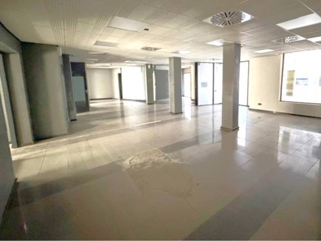 Local comercial en Venta en Torelló