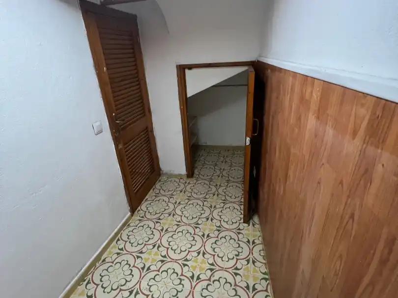 Casa aparellada en venda a Carrer major 93, imagen 2