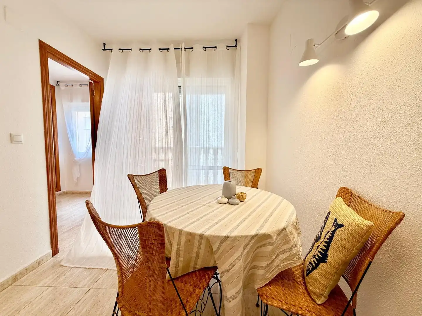 Esszimmer von Wohnungen zur Miete in Torrevieja mit Heizung, Terrasse und Schwimmbad
