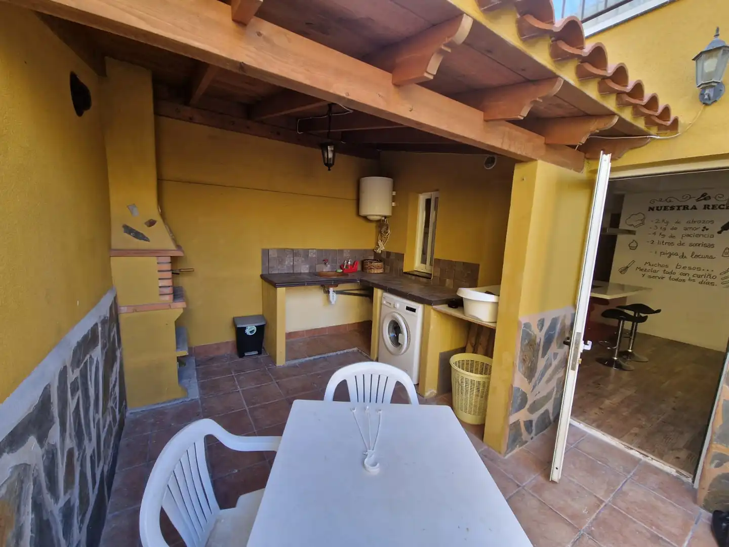 Cuina de Casa o xalet de lloguer en Arico amb Jardí privat, Terrassa i Traster