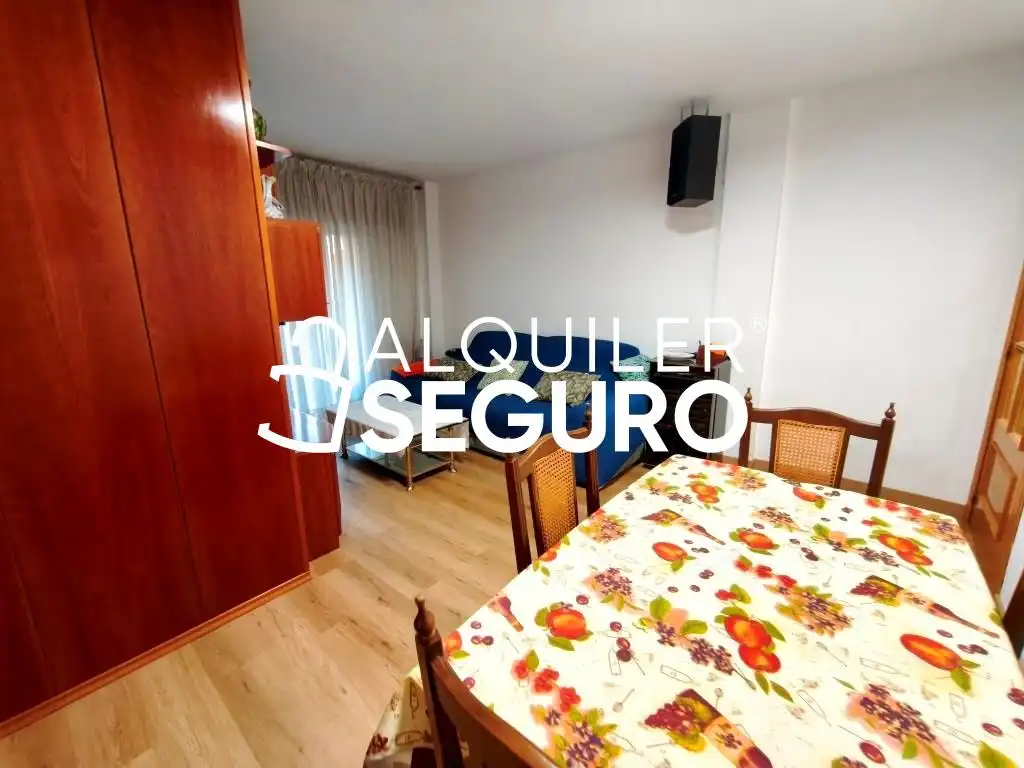 Appartamento con piscina in affitto a Avenida del oeste, imagen 2
