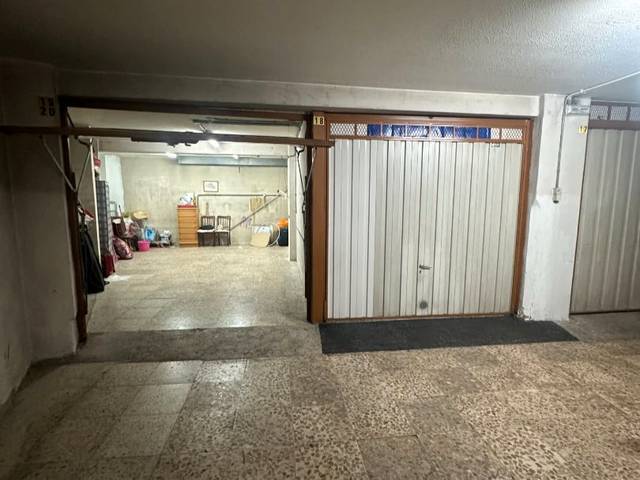 Garaje en Venta en Calle Floranes, 73 en Cuatro Caminos