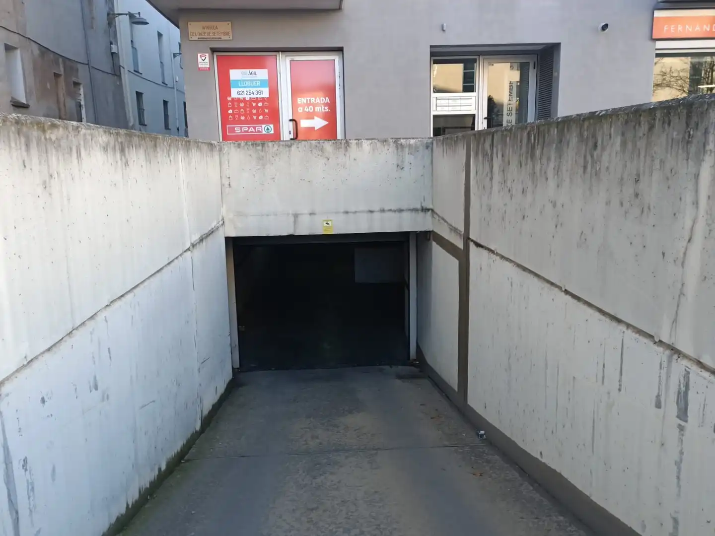 Einzelparkplatz mit Aufzug zum Verkauf in Avinguda Onze de Setembre, imagen 3