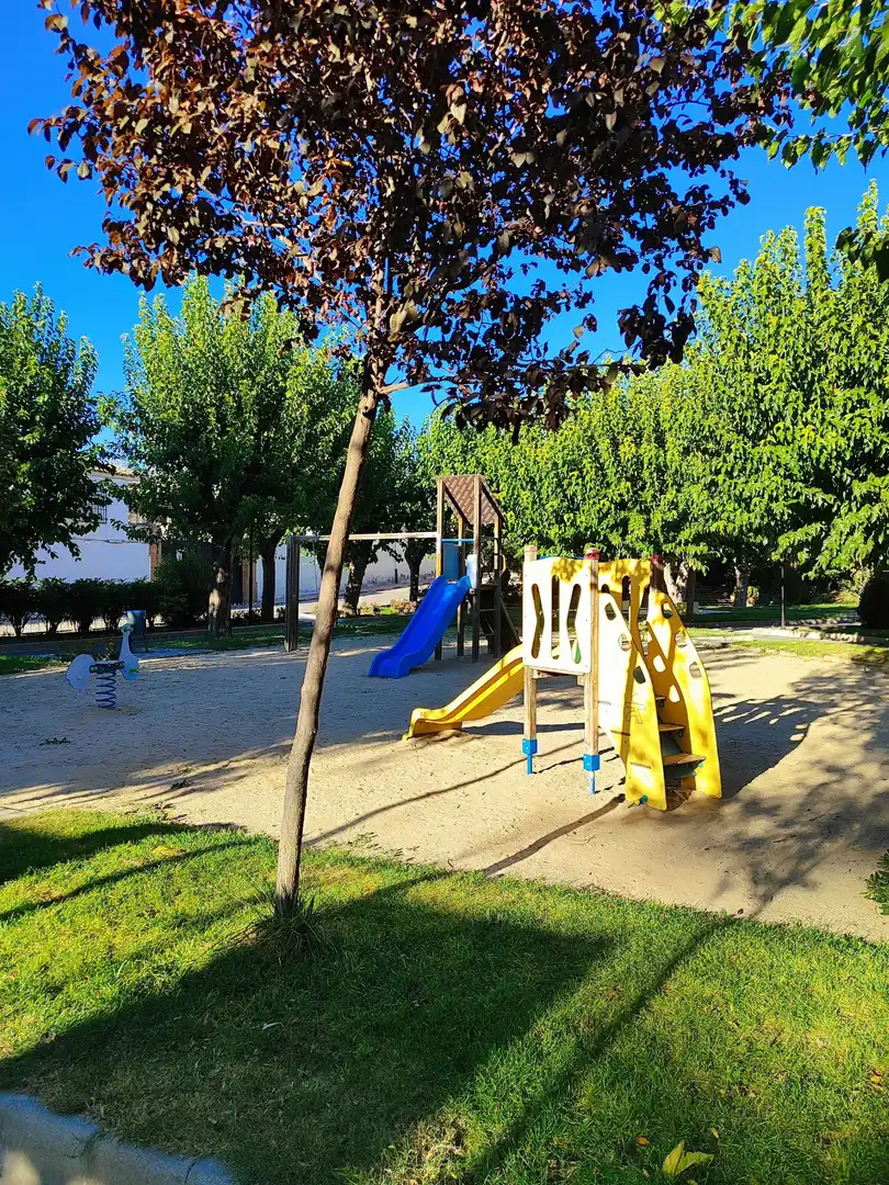 Parkplatz von Wohnung zum Verkauf in Corral de Almaguer mit Heizung, Terrasse und Abstellraum