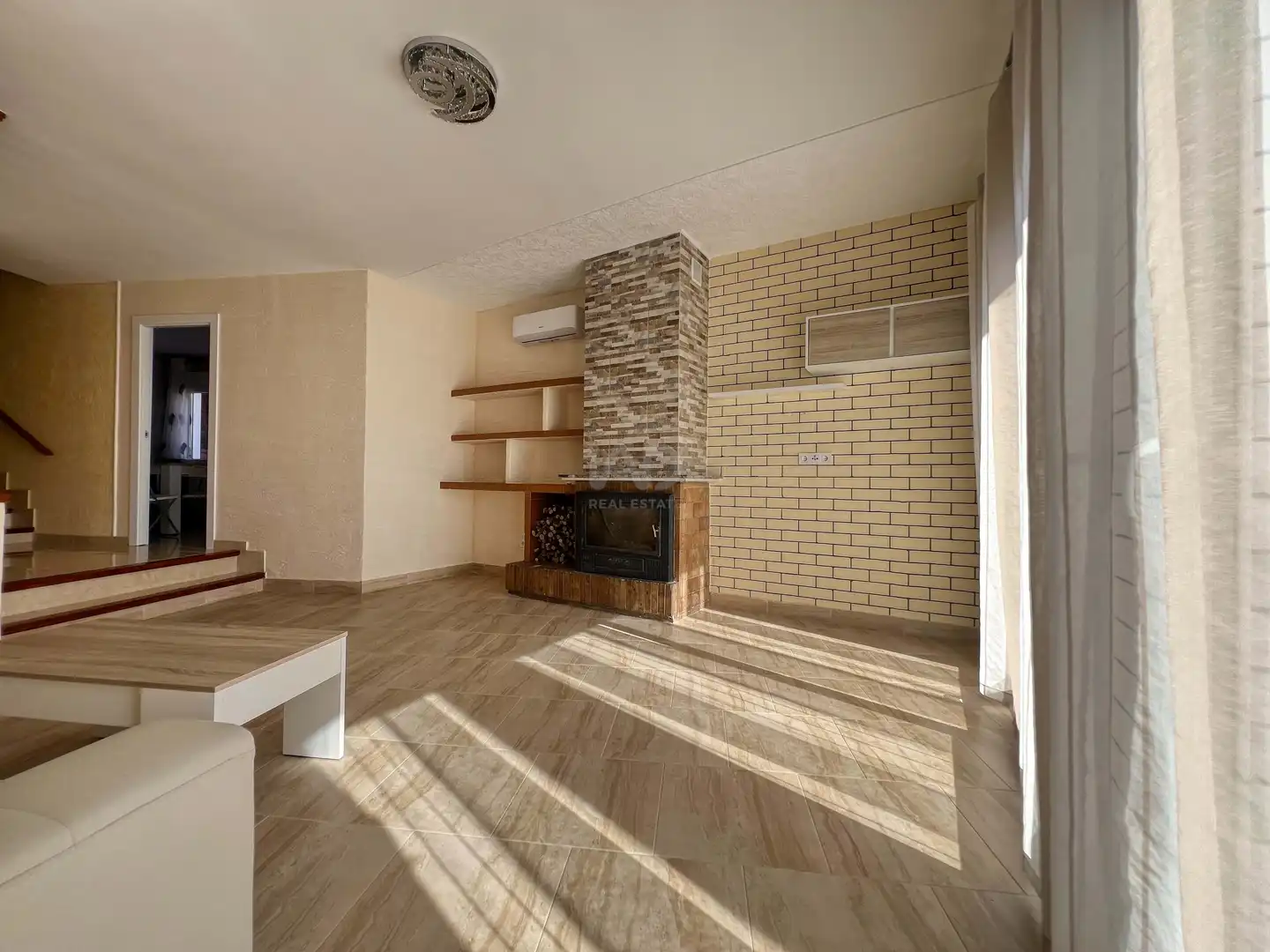 Sala d'estar de Casa o xalet en venda en Tarragona amb Aire condicionat, Calefacció i Terrassa