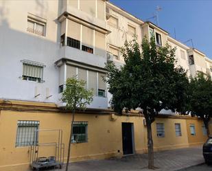 Exterior view of Flat for sale in  Sevilla Capital