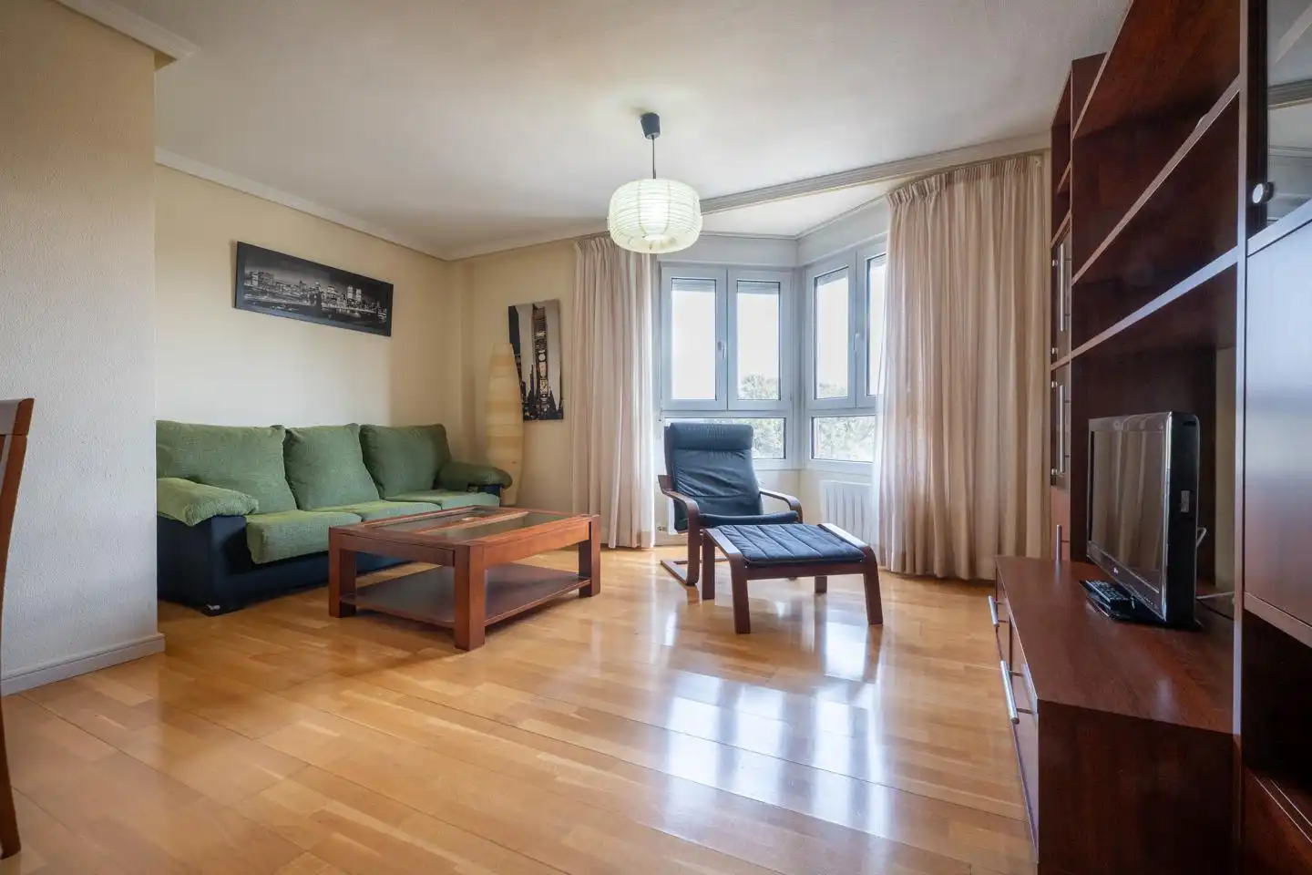 Sala d'estar de Pis en venda en Ávila amb Calefacció, Jardí privat i Traster