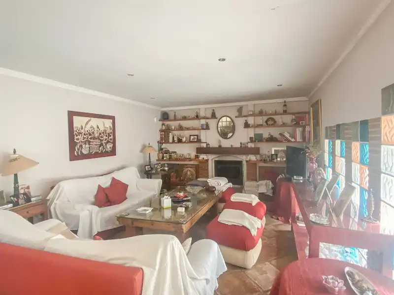 Chalet con piscina en venta en Nueva, imagen 3