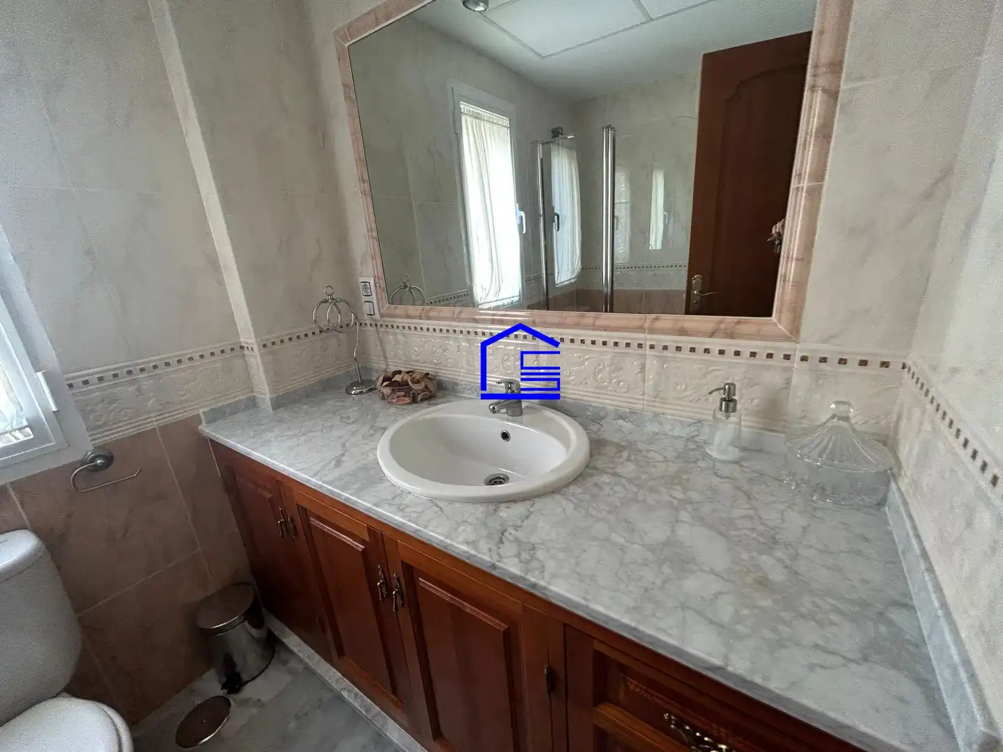 Bathroom of Detached homes for rent in El Puerto de Santa María  with Air Conditioner, Heating and Private garden