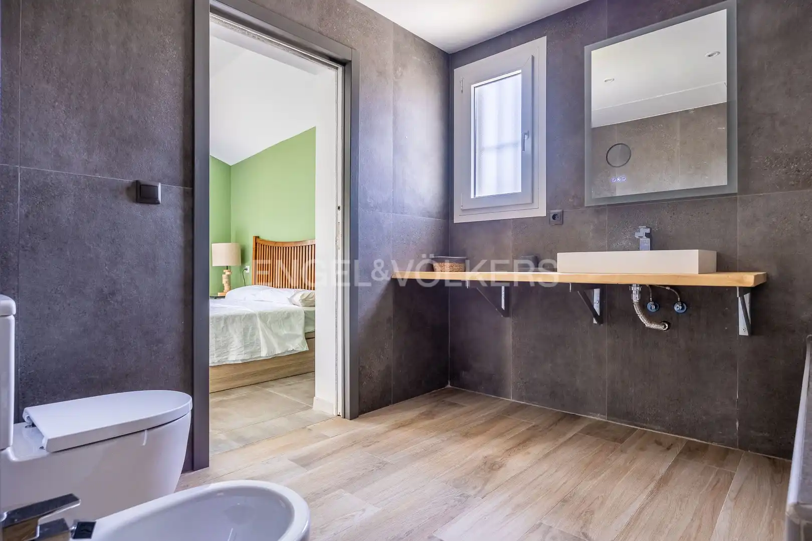 Badezimmer von Country house zum Verkauf in Espartinas mit Klimaanlage, Heizung und Privatgarten