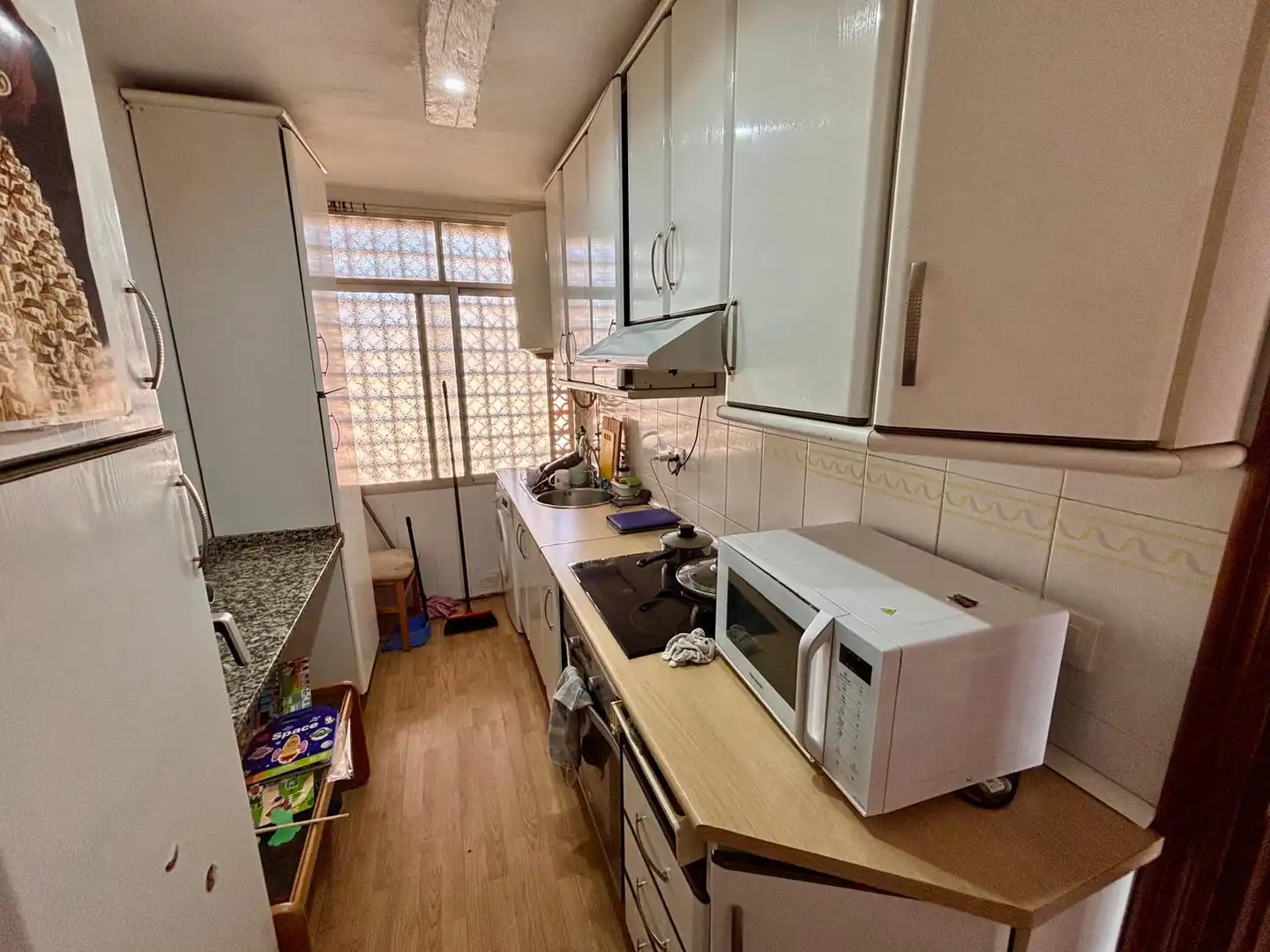 Küche von Wohnung zum Verkauf in Alicante / Alacant mit Klimaanlage, Möbliert und Ofen