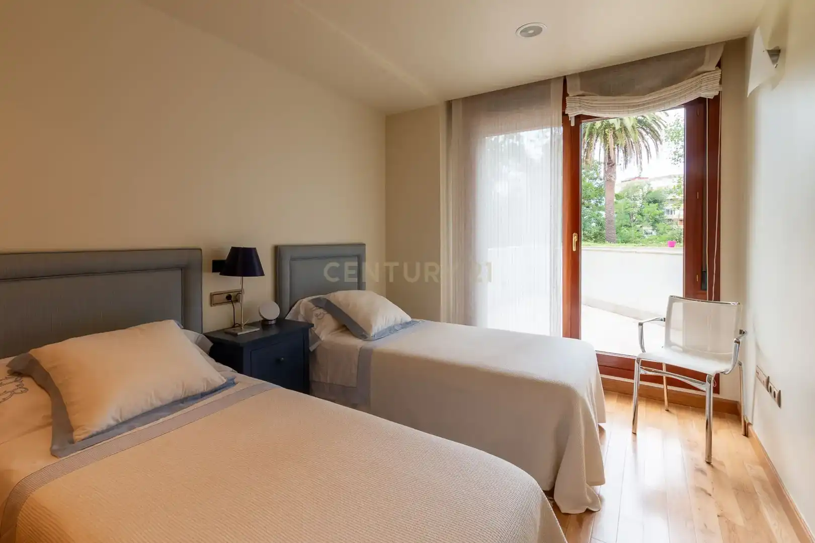 Bedroom of Apartments for sale in Santander  with Private garden, Storage room and Oven