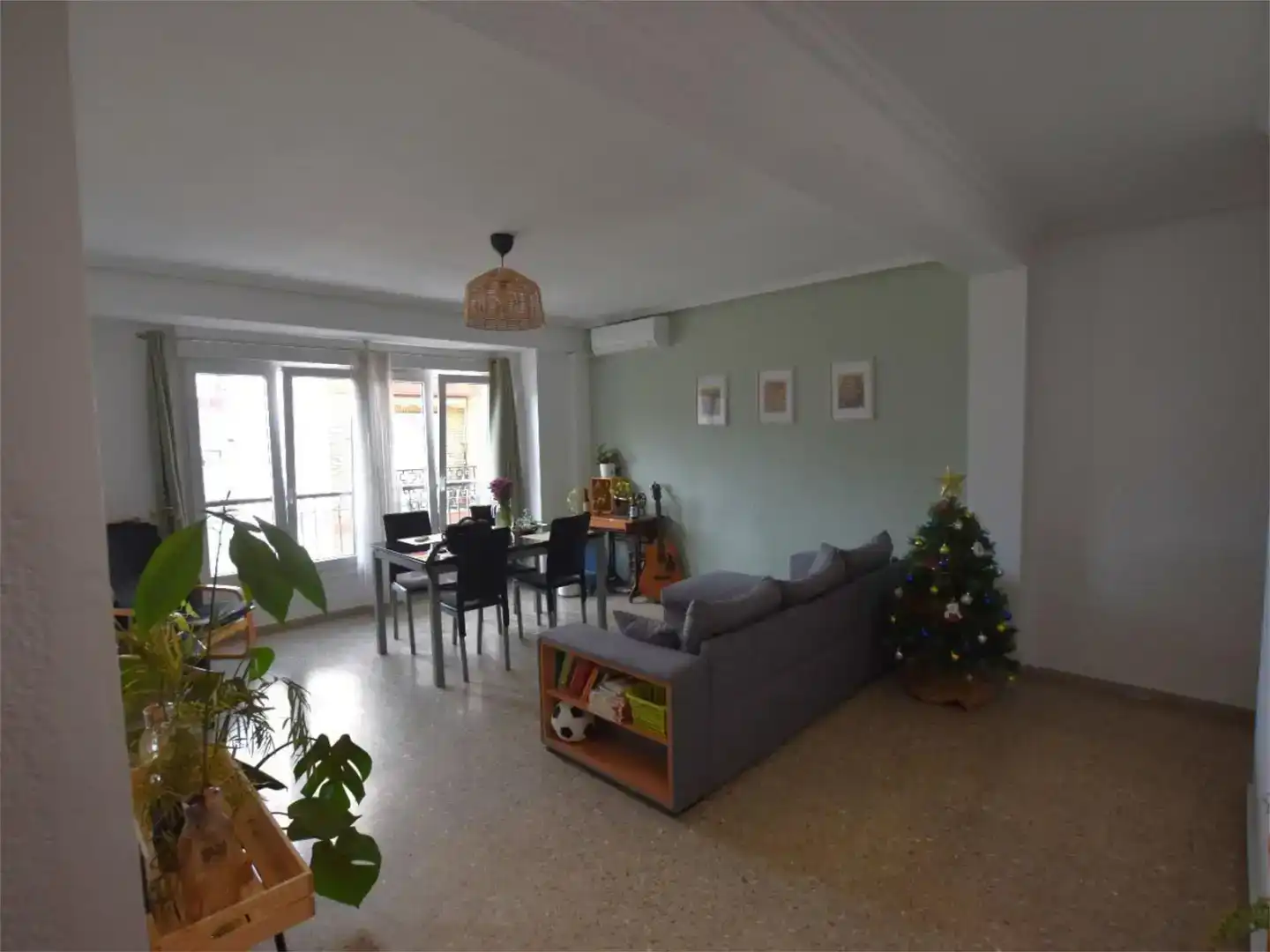 Living room of Flat for rent in Mislata  with Air Conditioner and Furnished