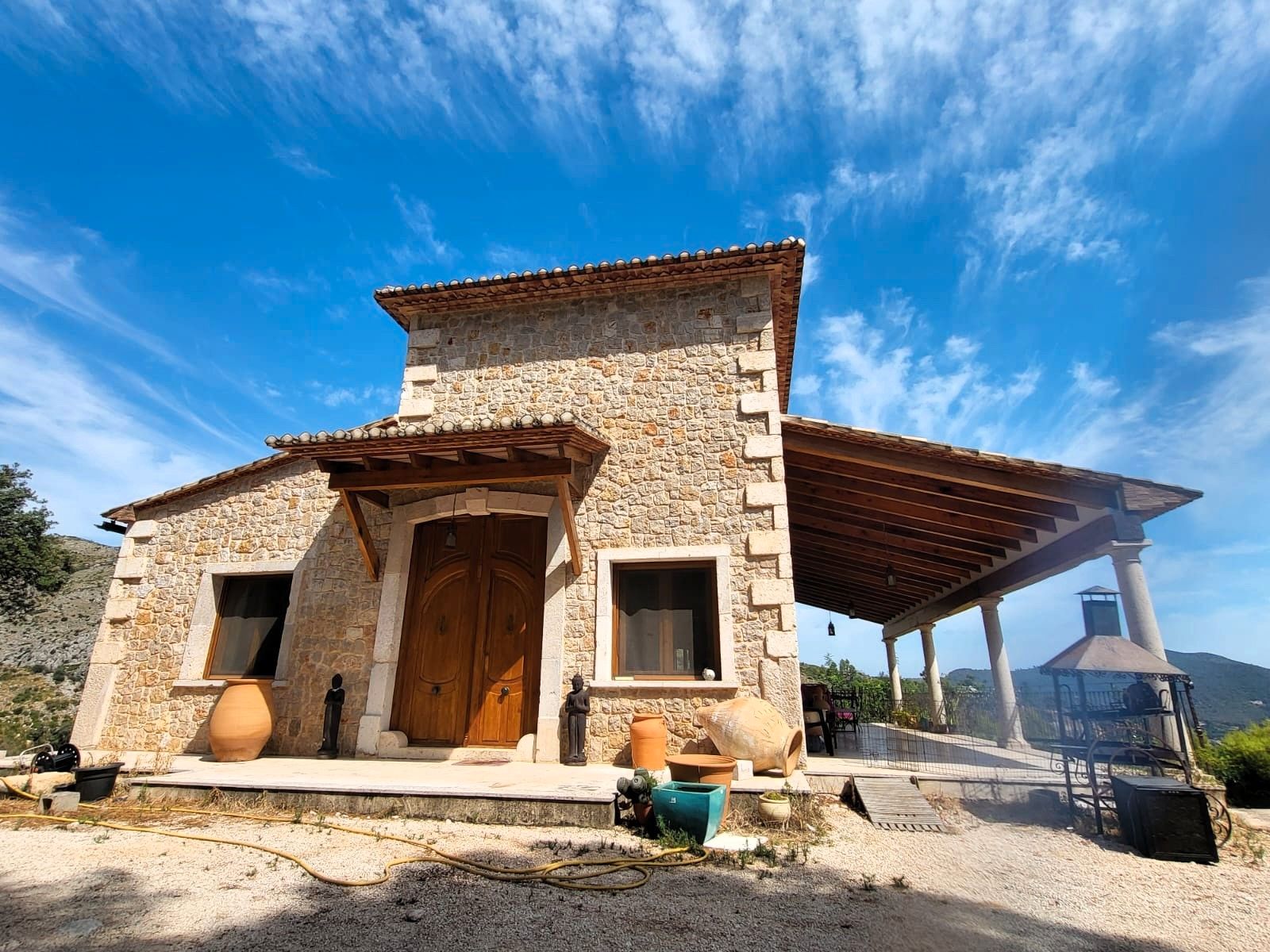 Vista exterior de Finca rústica en venda en Pego amb Aire condicionat, Terrassa i Traster