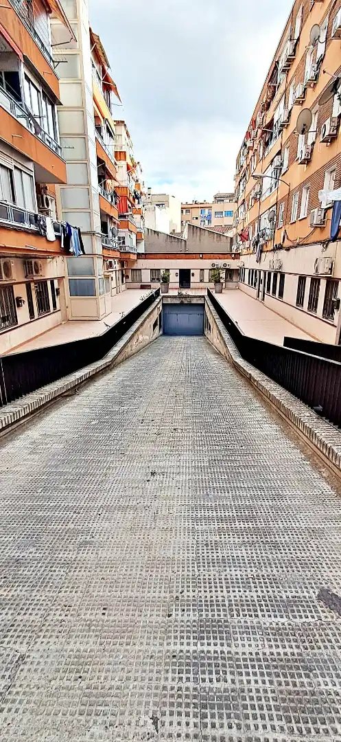 Individuel à vendre à Calle Serranillos, imagen 2