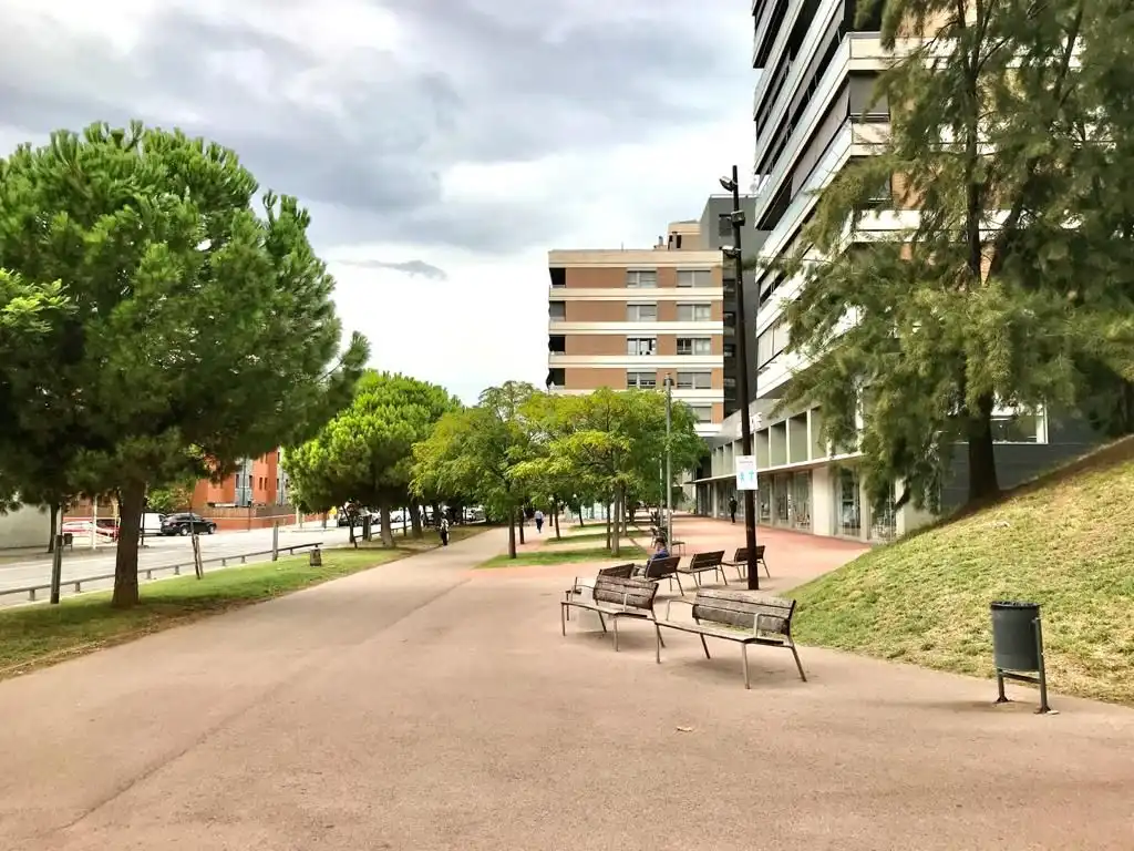 Außenansicht von Geschaftsraum zur Miete in Cornellà de Llobregat