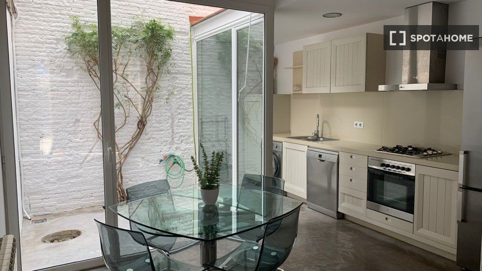 Kitchen of Flat to rent in Mataró  with Air Conditioner, Heating and Furnished