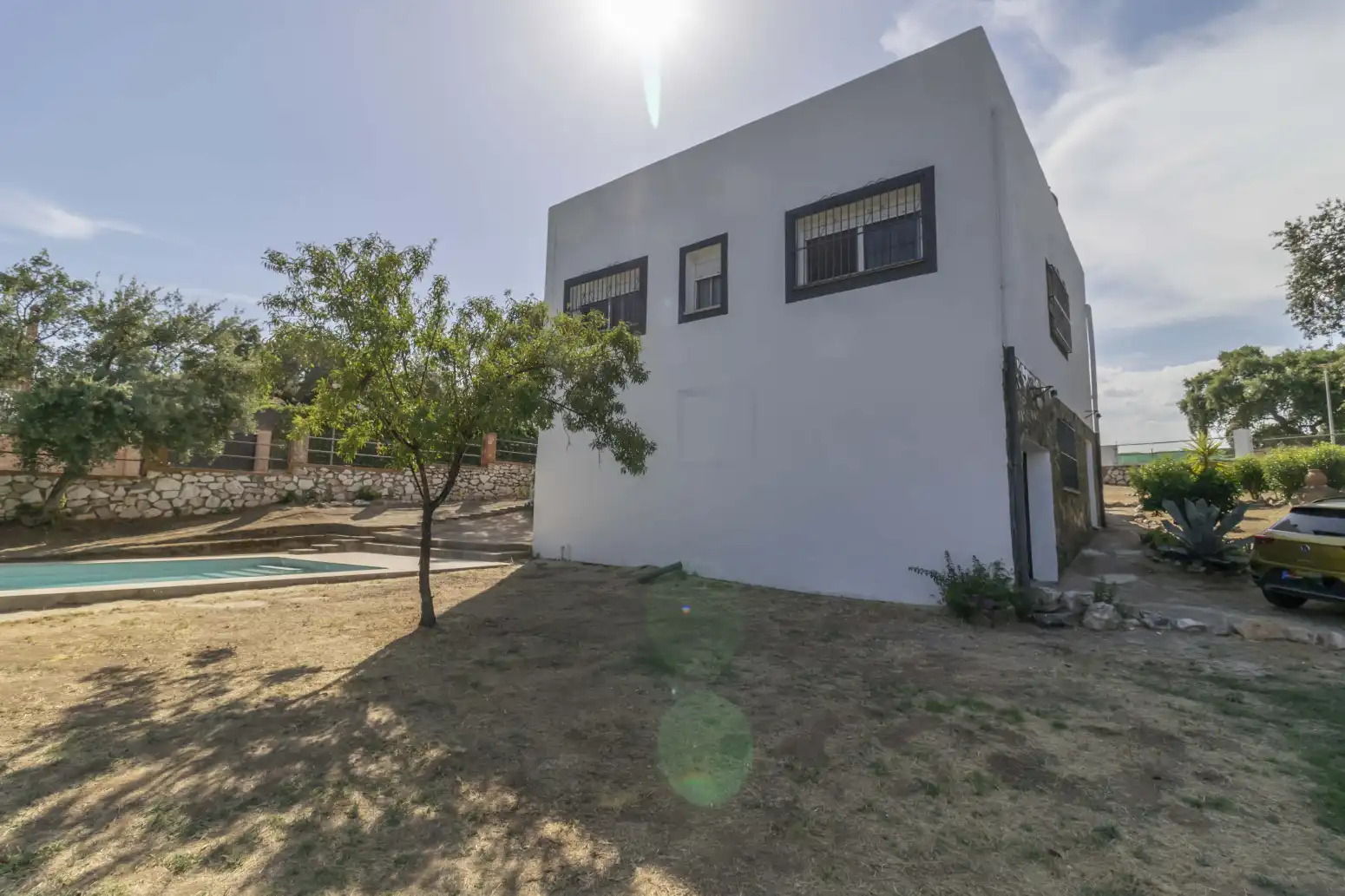 Vista exterior de Casa o chalet en venta en Guillena con Jardín privado, Terraza y Piscina