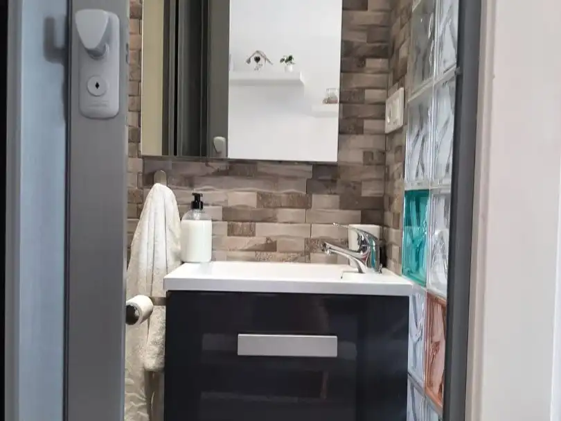 Bathroom of Study for rent in El Bajondillo