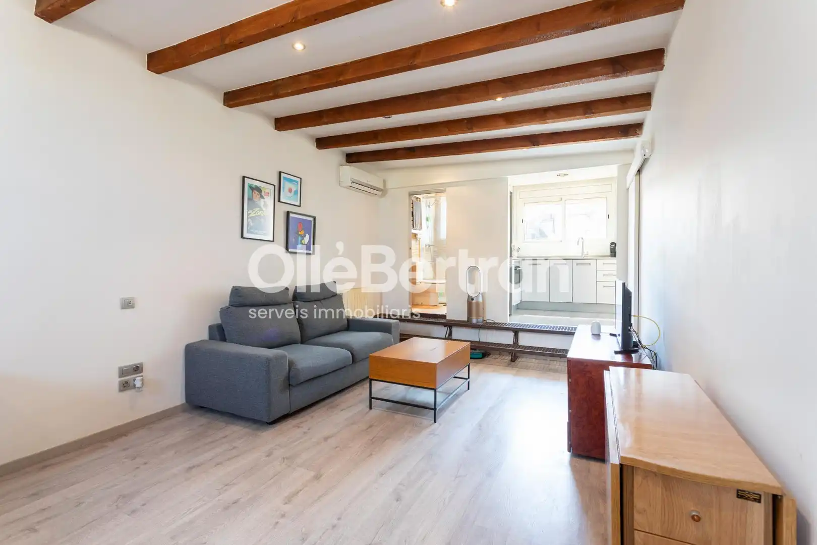 Sala de estar de Ático en venta en  Barcelona Capital con Calefacción y Terraza