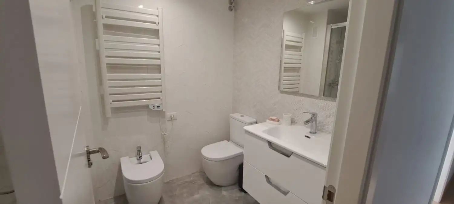 Badezimmer von Wohnung zum Verkauf in Sant Joan de Moró mit Klimaanlage, Heizung und Abstellraum