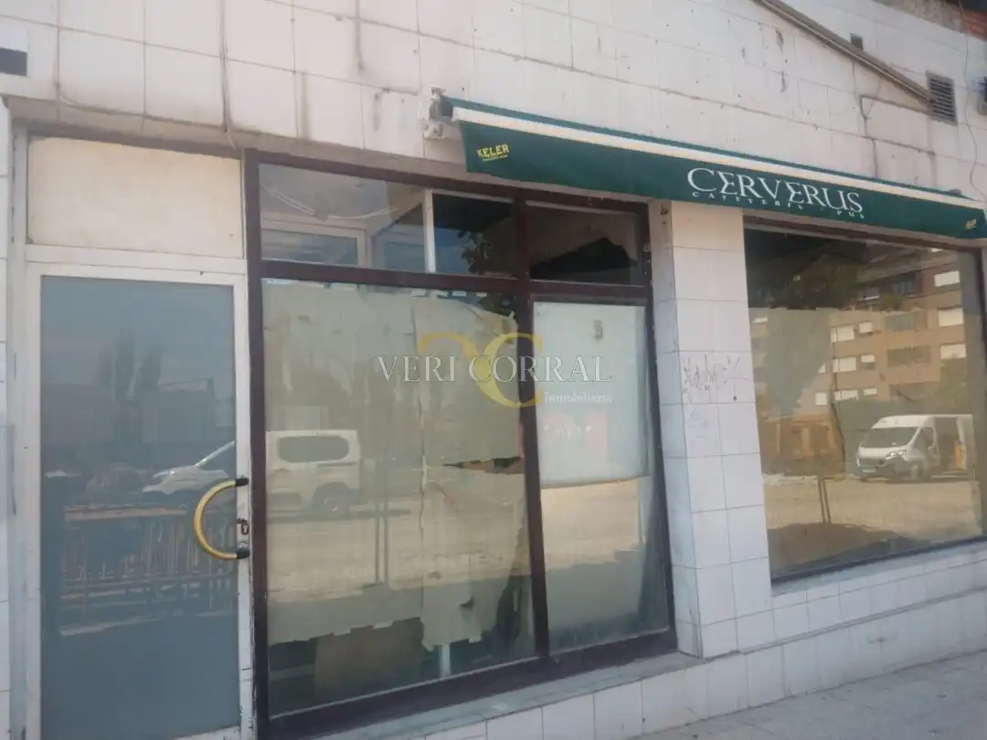 Local comercial en venta en Calle de Francisco Rodríguez García, imagen 2