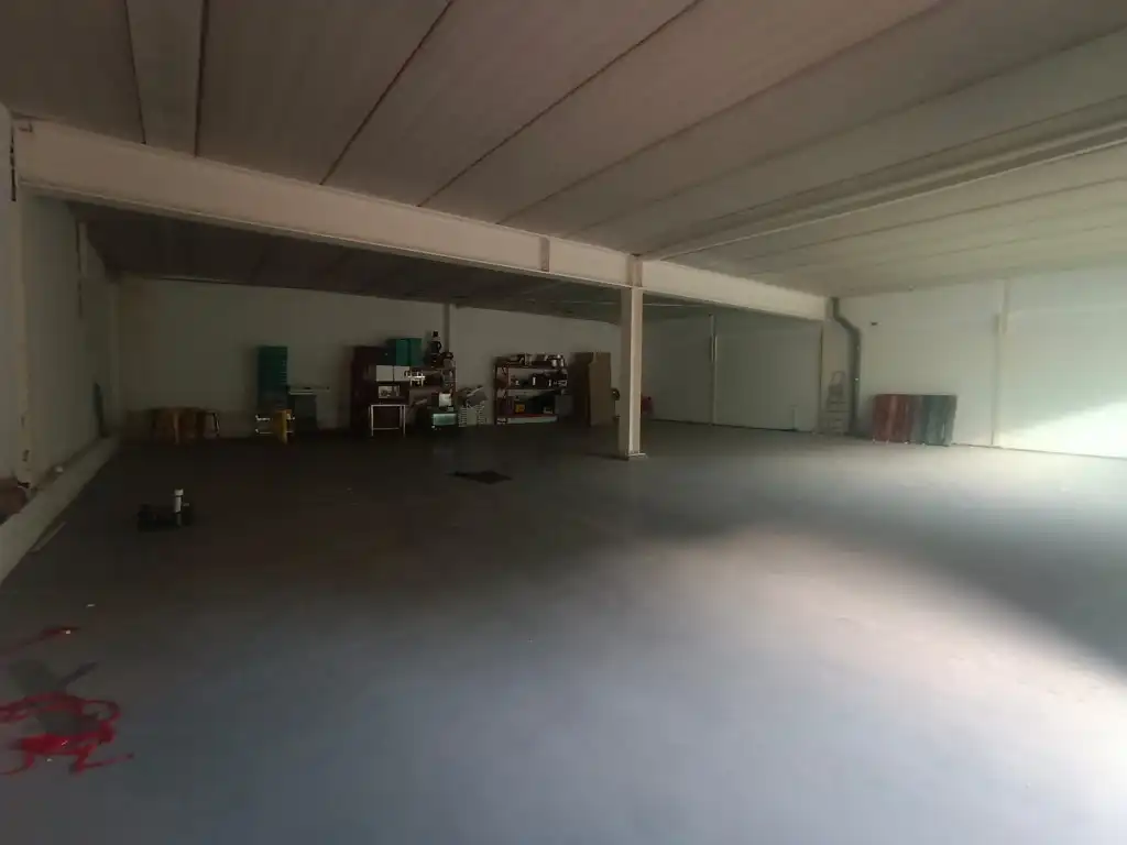 Fabrikhallen zur Miete in Avenida Huerta De La, Casabermeja