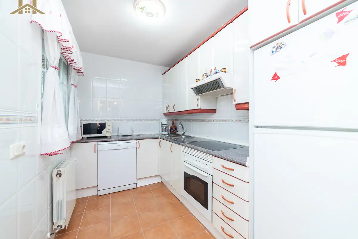 Kitchen of Detached homes for sale in Cadalso de los Vidrios  with Heating and Private garden