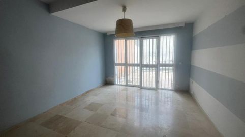 Foto 4 de Casa adosada en venta en Calle Camilo José Cela, 51, Castilleja de Guzmán, Sevilla