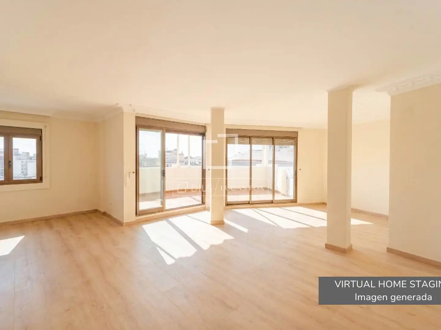 Schlafzimmer von Dachboden zur Miete in Valencia mit Klimaanlage, Heizung und Terrasse
