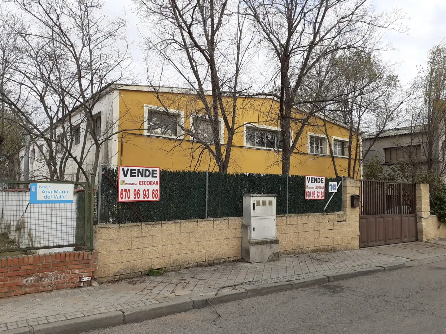 Industrial building for sale in Pasaje Ana María del Valle 10, imagen 3