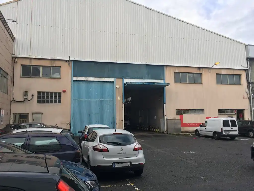 Nau industrial en venda a Rúa Gambrinus 43