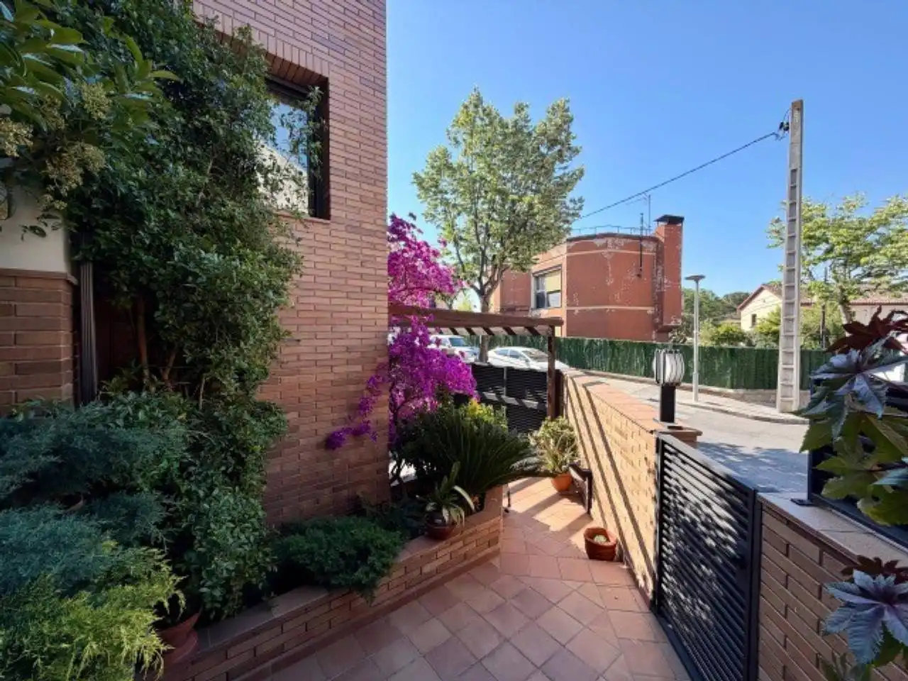 Vista exterior de Casa o chalet en venta en Sant Quirze del Vallès con Aire acondicionado, Calefacción y Jardín privado