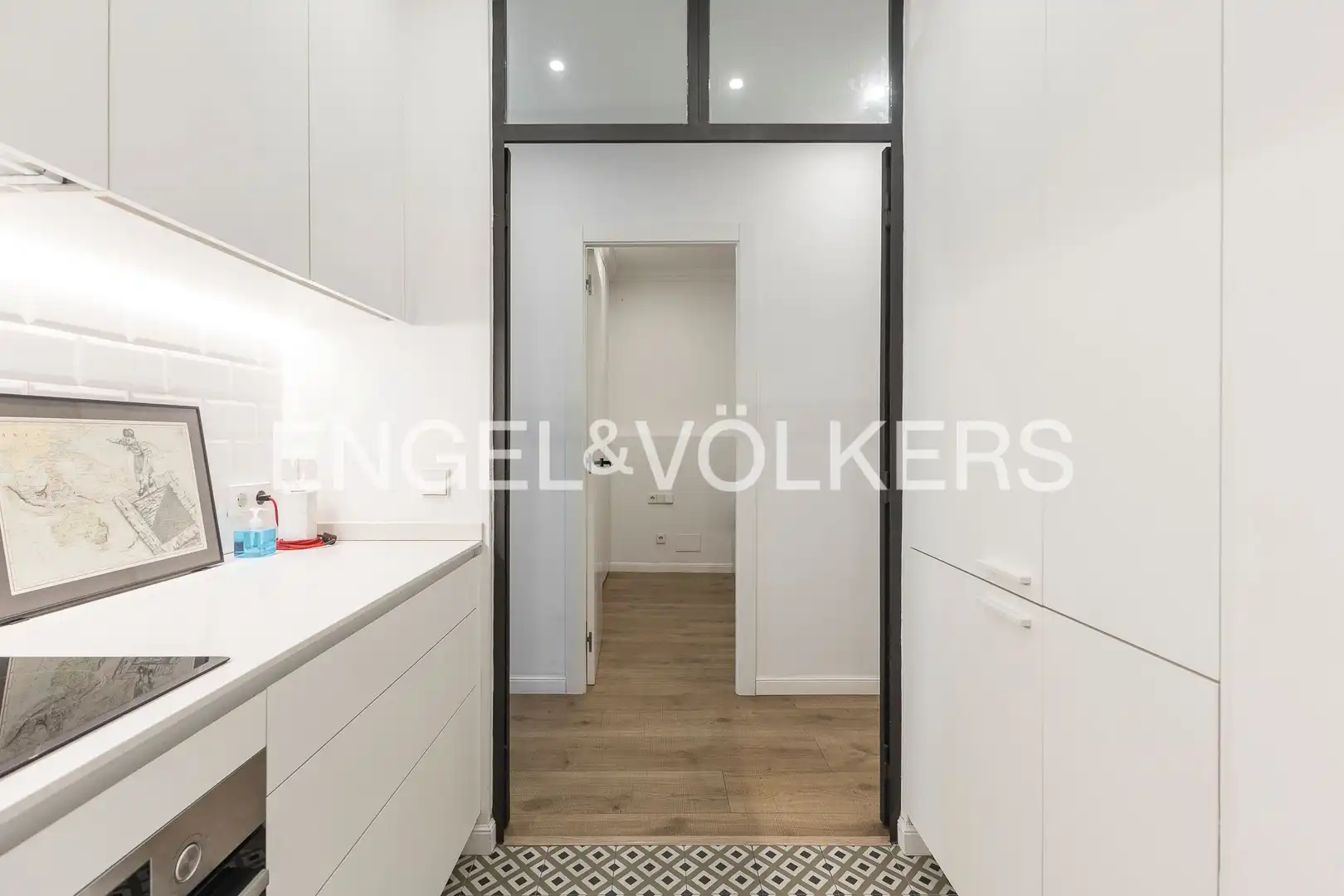 Kitchen of Flat for sale in Barcelona  with Air Conditioner, Heating and Balcony