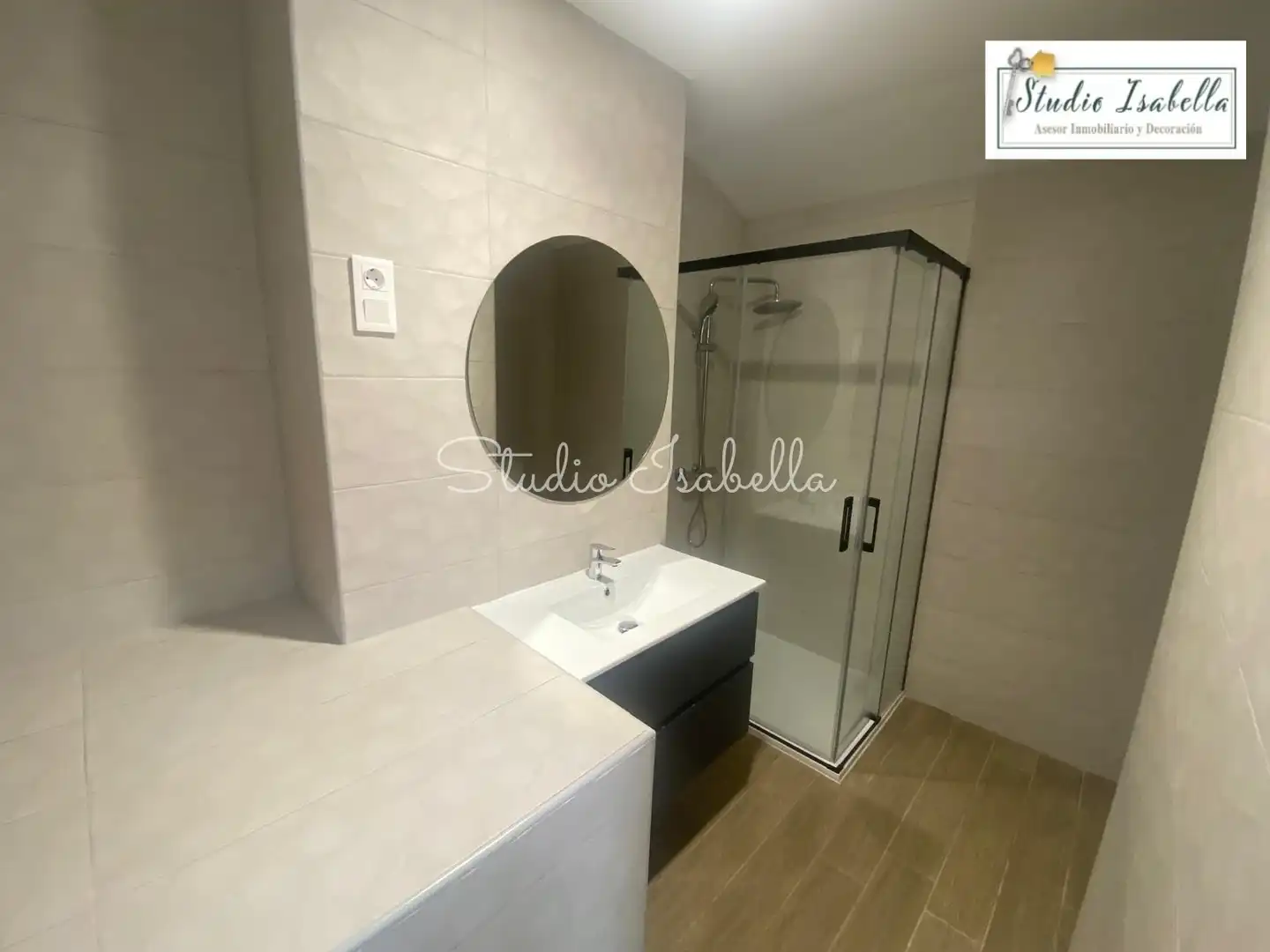 Baño de Dúplex de alquiler en Toledo con Aire acondicionado, Calefacción y Terraza