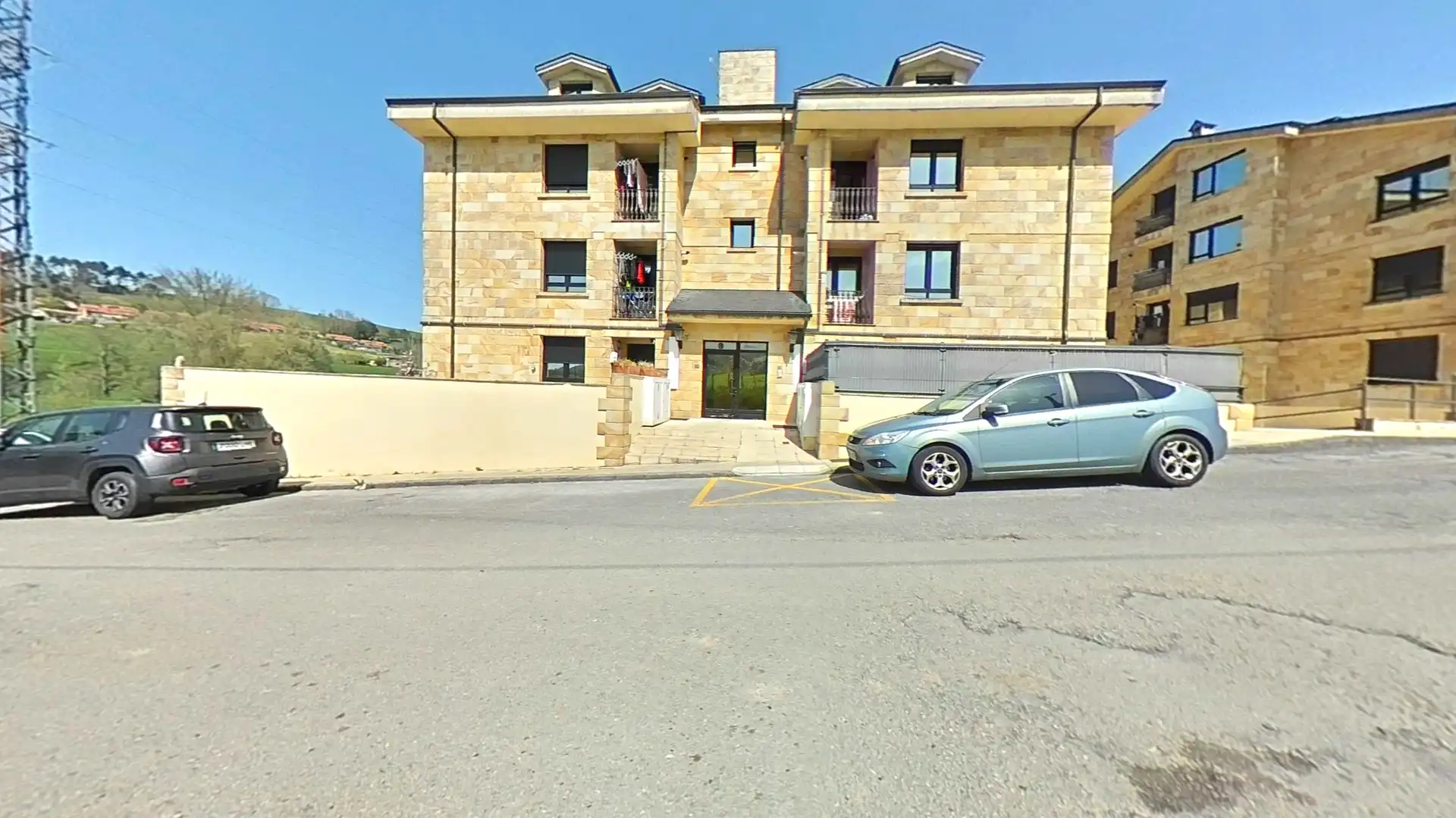 Vista exterior de Piso en venta en Hazas de Cesto con Balcón