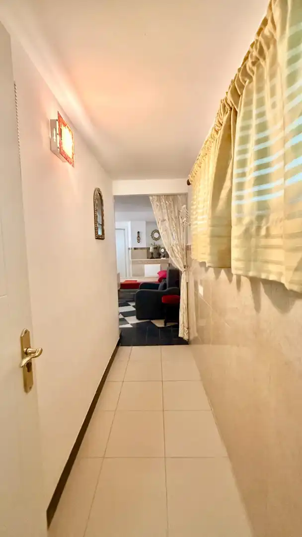 Wohnung zum Verkauf in Torremolinos mit Klimaanlage, Heizung und Privatgarten