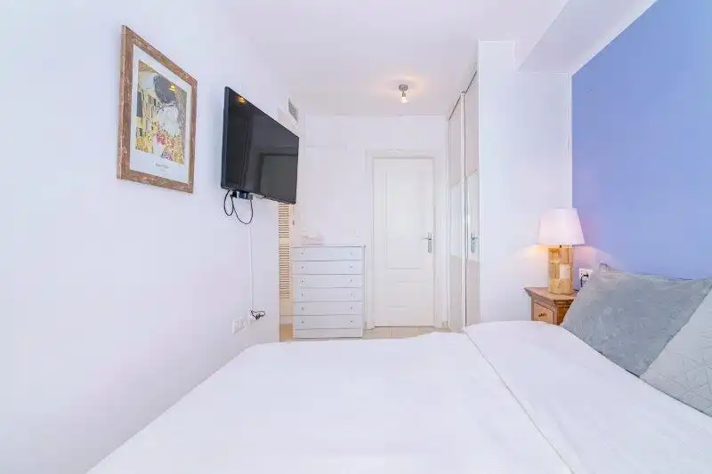Habitación de Apartamento en venta en Almuñécar con Aire acondicionado, Terraza y Amueblado