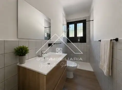 Baño de Casa o chalet de alquiler en Lucena con Aire acondicionado, Trastero y Piscina