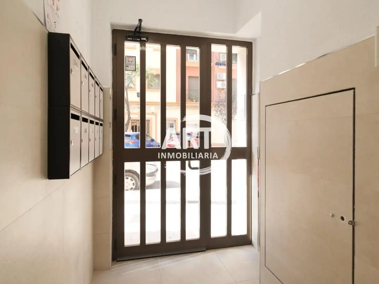 Piso en venta en Valencia con Aire acondicionado y Amueblado