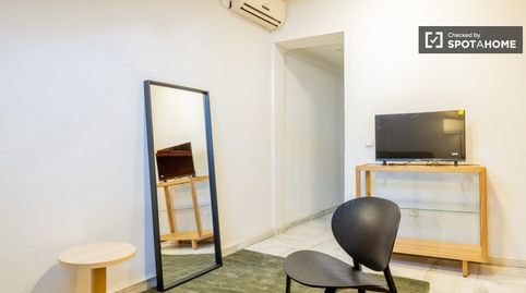 Foto 4 de Piso de alquiler en Universidad - Malasaña, Madrid Capital