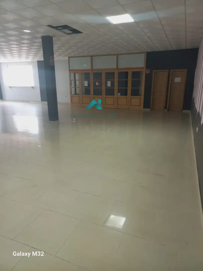 Nau industrial de lloguer en Pilas