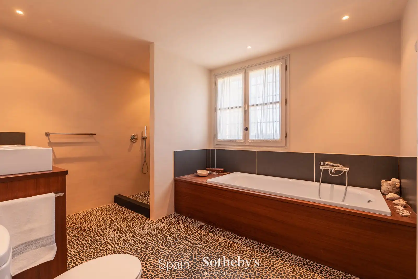 Country house with pool for sale in Camí Vell d'Ullà, imagen 21