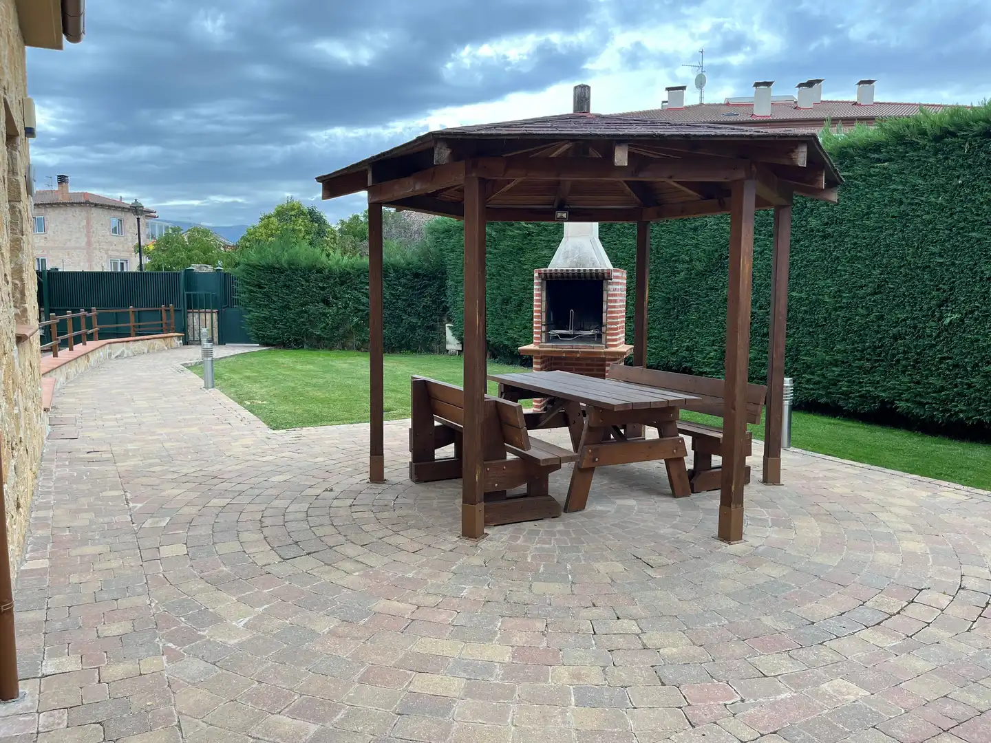 Casa con jardín en venta en Calle Peñalara, imagen 3