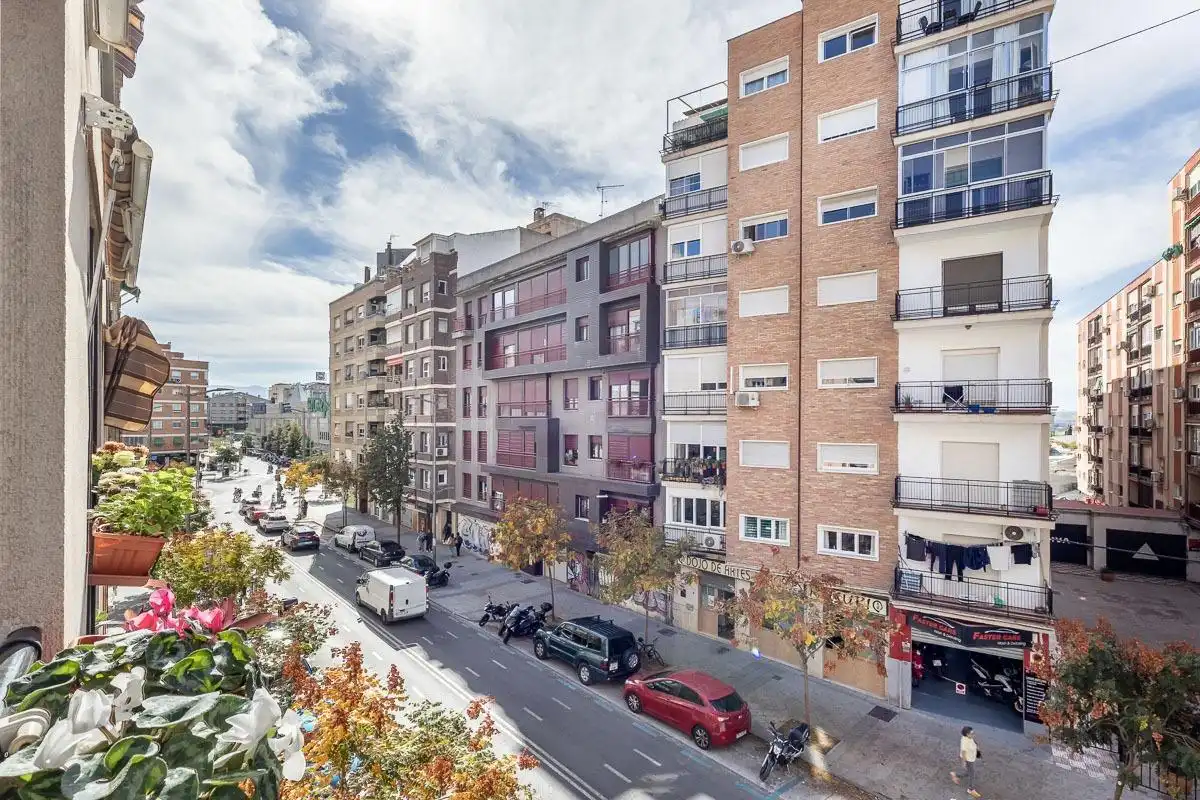 Exterior view of Flat for sale in Granada  with Air Conditioner, Heating and Alarm