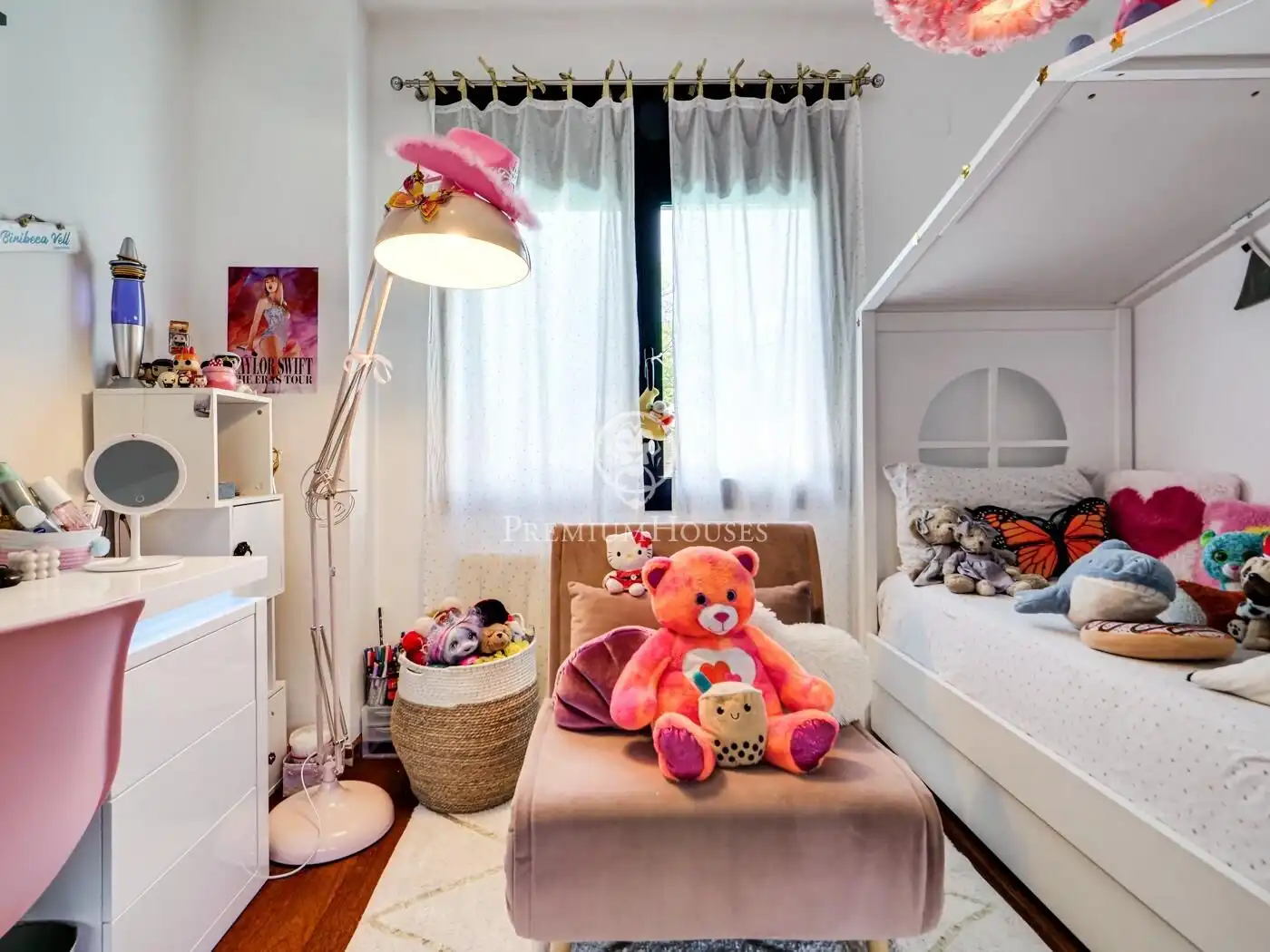 Habitación de Casa o chalet en venta en Barcelona con Aire acondicionado, Jardín privado y Terraza