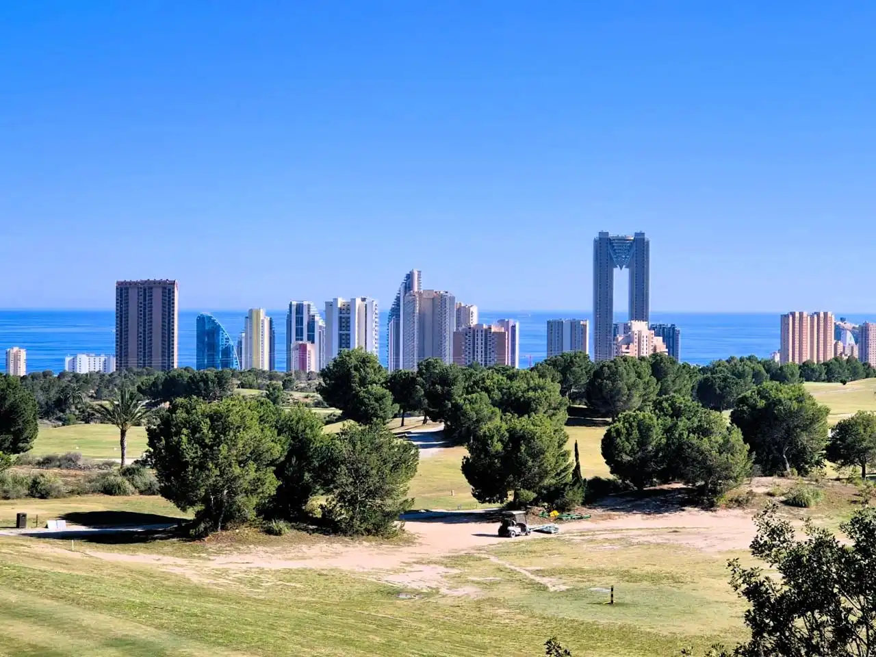 Vista exterior de Casa o chalet en venta en La Nucia con Jardín privado y Terraza
