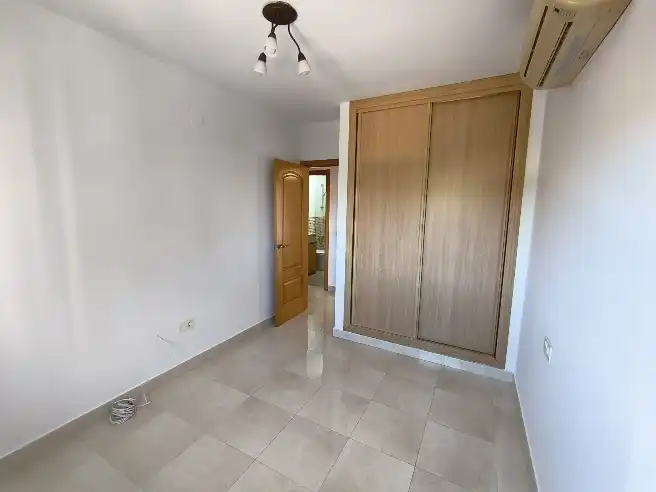 Piso con ascensor en venta en Calle el Chaparil 5, imagen 8