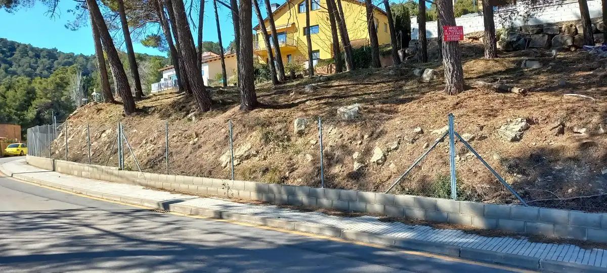 Wohnbaugrundstück zum Verkauf in Corbera de Llobregat, imagen 2